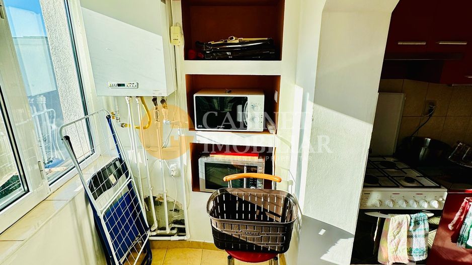 Nicolina 1 - Apartament cu 3 Camere Decomandat - Bloc 1981 - Poză 9