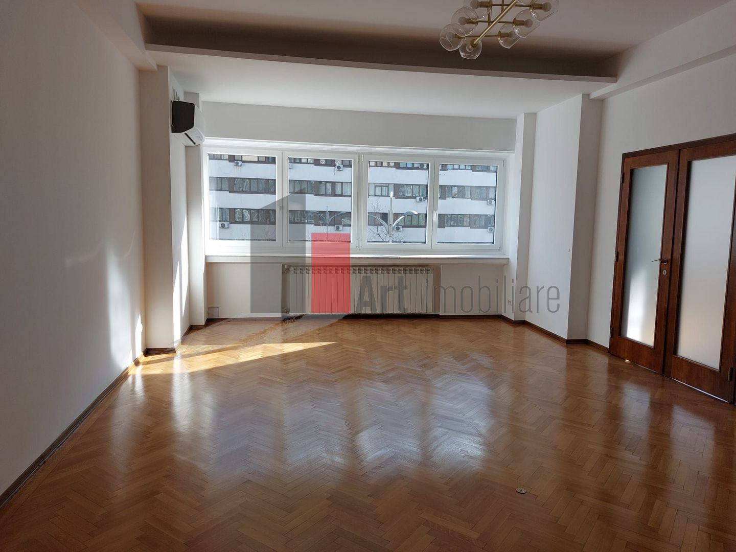 Spatiul "BOHEMIEN", Universitate-Magheru, 144 mp - Poză 1