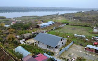 Casa/Vila de vanzare Harsova, Constanta, langa canalul Dunare-Marea Neagra - Poză 1