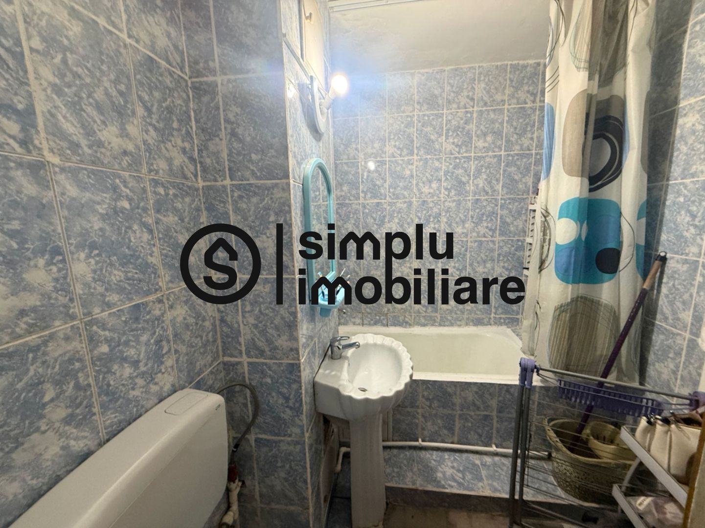 Apartament 2 camere Decomandat 1 Mai zona Pelendava et 1/4 - Poză 5