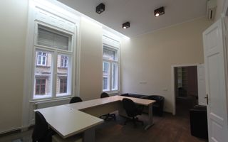 Spațiu de birouri mobilat - 120mp  în zona Unirii. - Poză 13