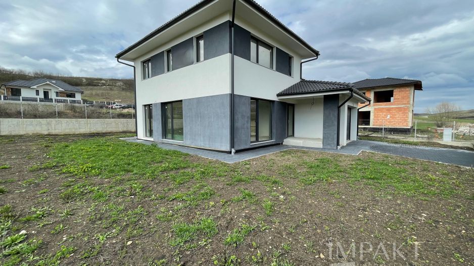 Casa individuala spre vanzare in localitatea Dezmir! - Poză 5