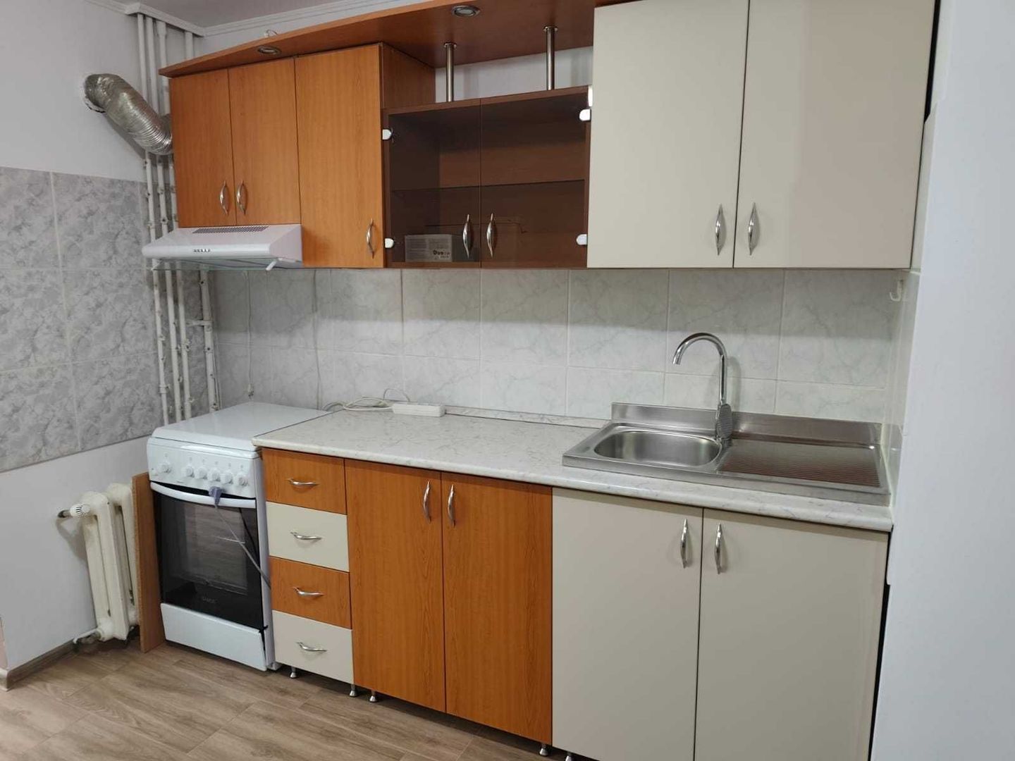 Apartament 2 camere de inchiriat , renovat recent, etaj 1, Gorjului - Poză 5