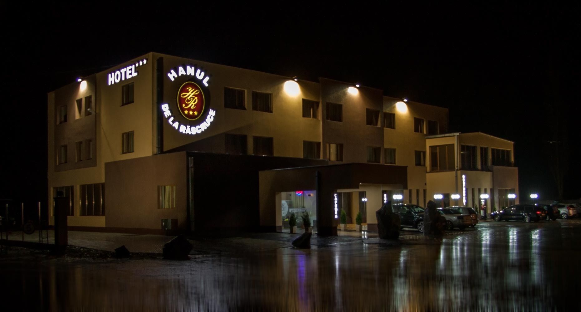 Hotel*** Hanul de la Răscruce - Poză 1