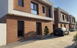 Eleganță și natură: vilă urbană exclusivistă în Tunari - Poză 23
