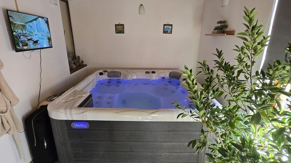 VILA CU SPA PRIVAT SI TEREN GENEROS IN TUNARI - Poză 5