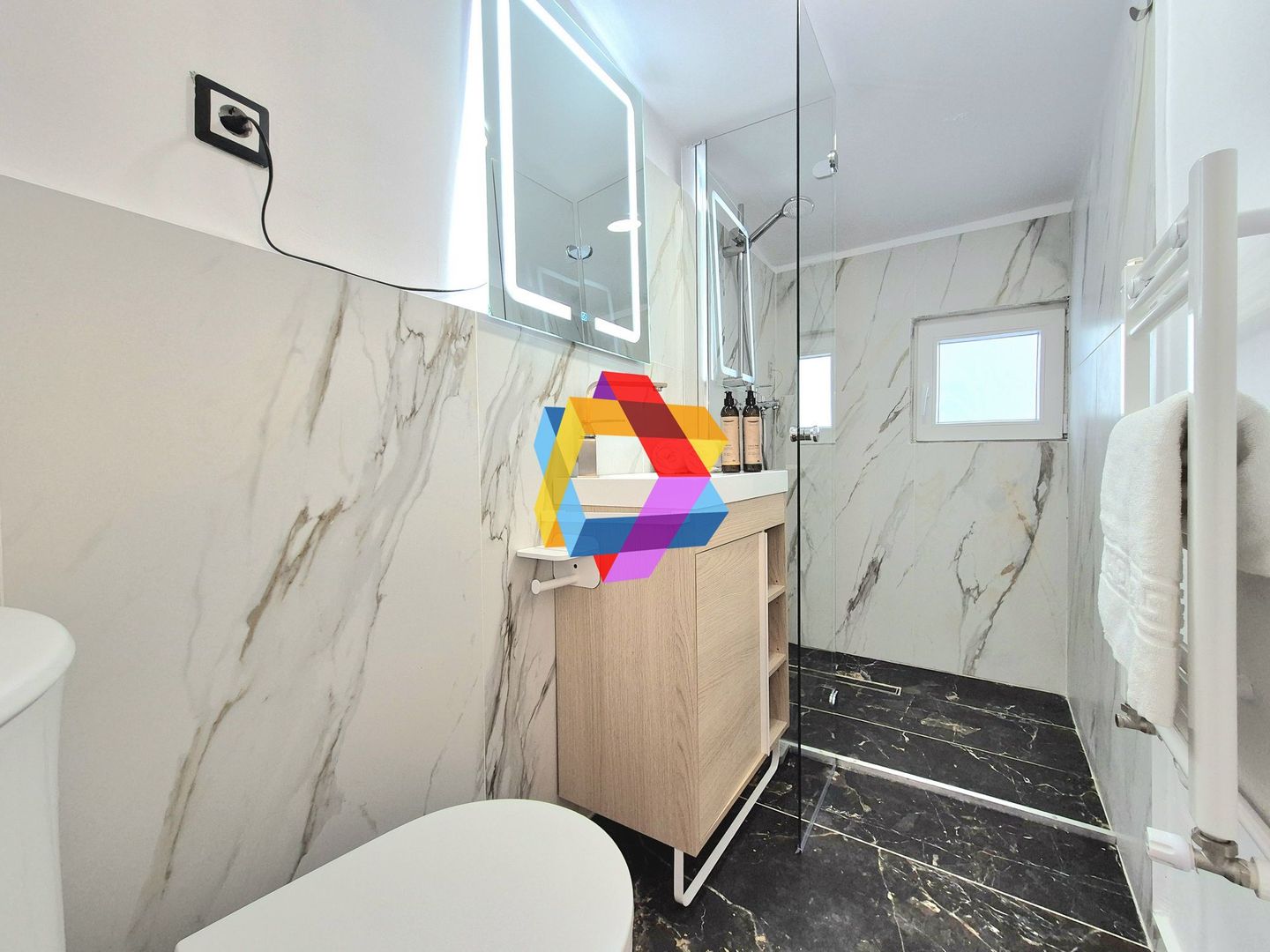 Casa de închiriat -225 mp - Poză 22