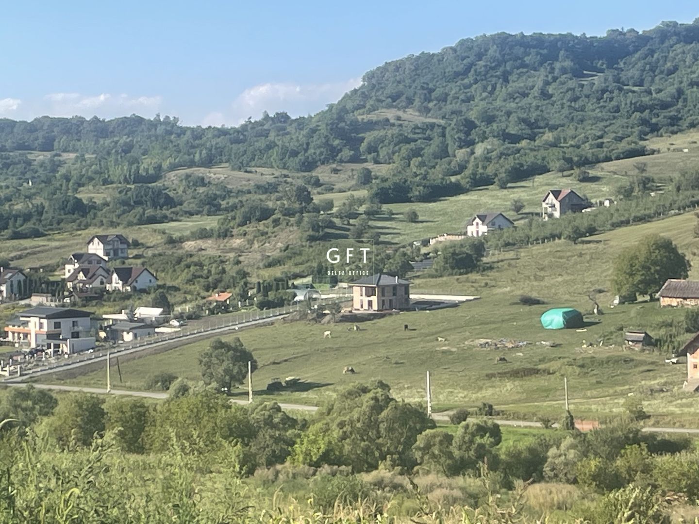 Exclusivitate! Teren intravilan 10 ari, zona Valea Ghinzii - Poză 2
