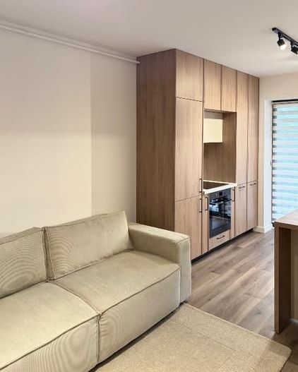 De inchiriat apartament 2 camere nou, central, Universitate, 600 Euro - Poză 3