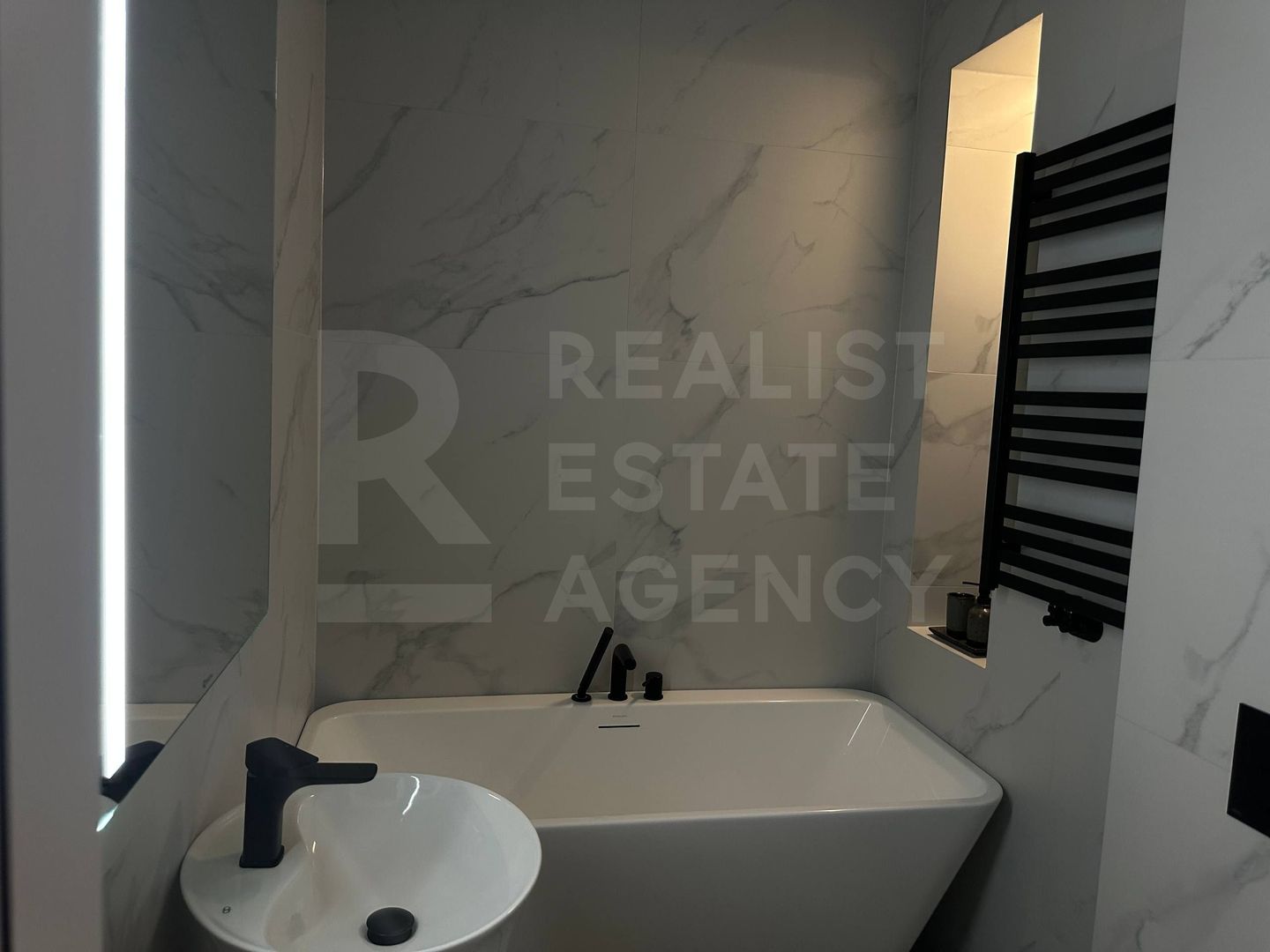 Chirie, penthouse, 3 camere, str. Mitropolit  Varlaam, Centru - Poză 24