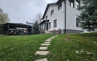 De vanzare vila duplex 3 camere 500mp teren in Rediu