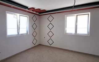 VANZARE VILA DIN BCA + TEREN 1.400 MP | STRADA PRINCIPALA | CRANGU, TELEORMAN - Poză 8