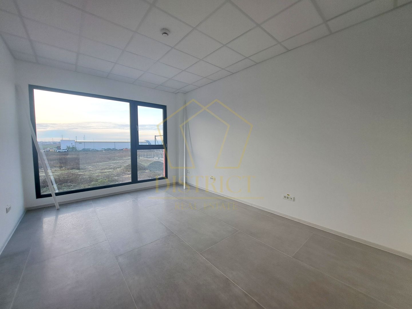 COM 0% Hala servicii,  birouri, depozitoare la prima inchiriere | Giarmata-Vii - Poză 9