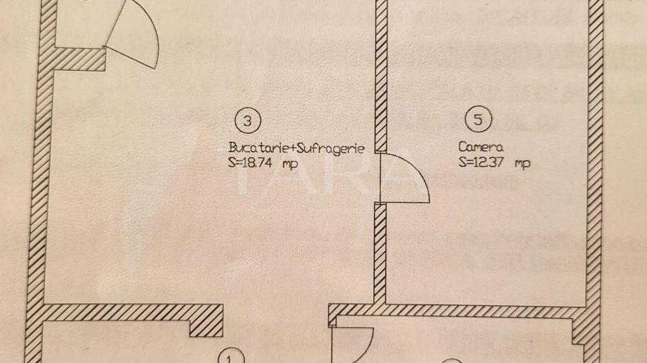 Apartament cu 2 camere, mobilat și utilat la etajul intai. - Poză 8