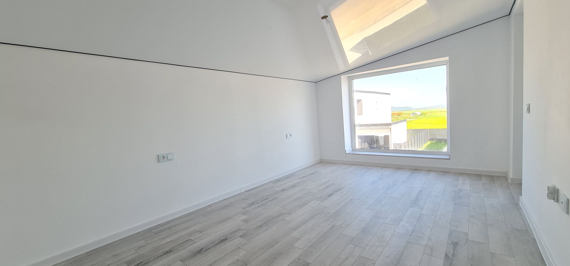 Casa individuala 4 camere 3 bai garaj Cartier Izvor Tarlungeni Brasov - Poză 10