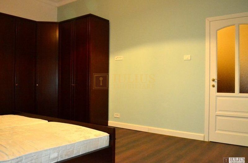 3 camere, 2 bai, 900metri distanta - Piata Victoriei. - Poză 1