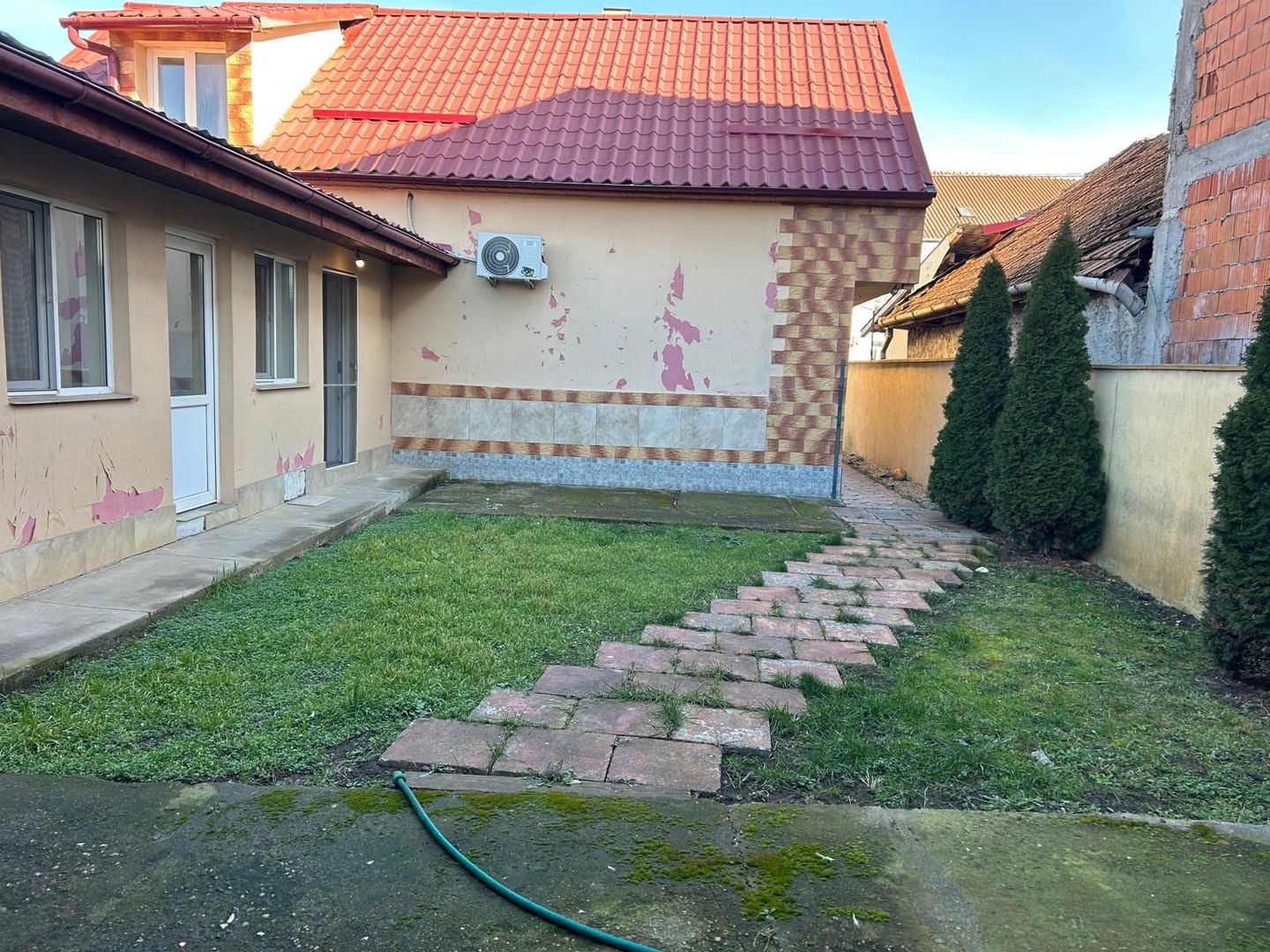 Casă individuală + teren 500 mp - Poză 17
