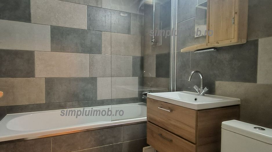Oltenitei 2 camere decomandat sector 4 - Poză 5