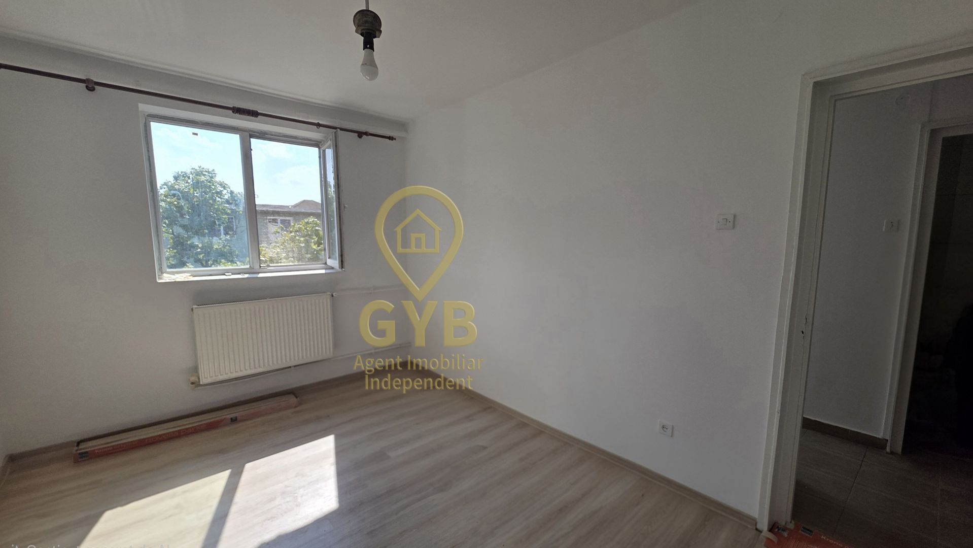 DE VÂNZARE – APARTAMENT CU 1 CAMERĂ * ROGERIUS * 26 MP - Poză 1
