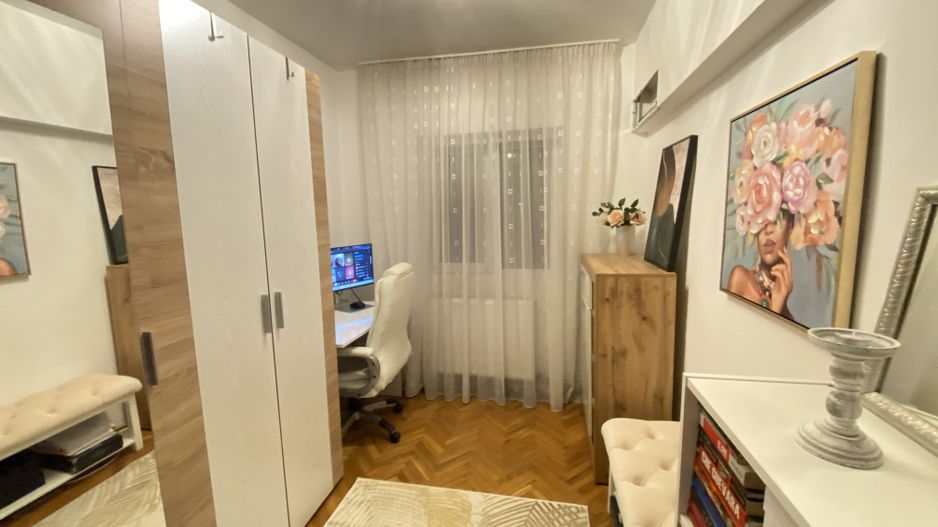 Apartament 3 Camere, Decomandat, Etaj 3,  Zona Aradului, Comision 0% - Poză 6
