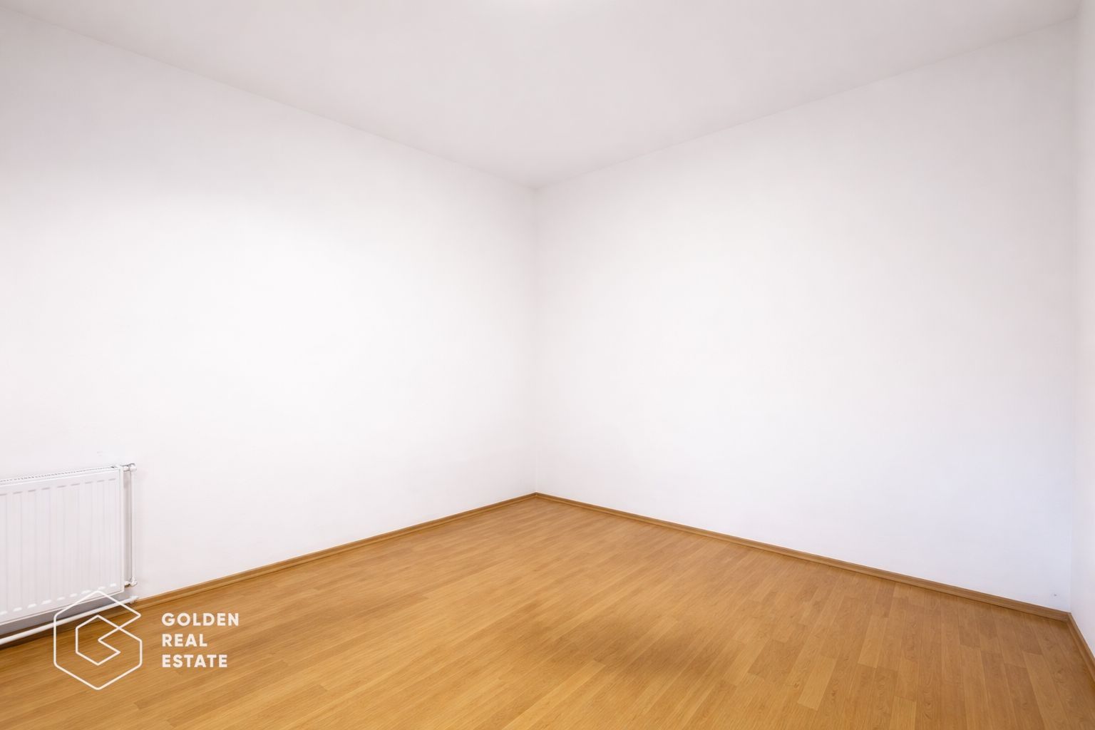 Casă individuală cu 2 apartamente de vânzare, lângă Hotel Ambasador – Dâmbovița, - Poză 5