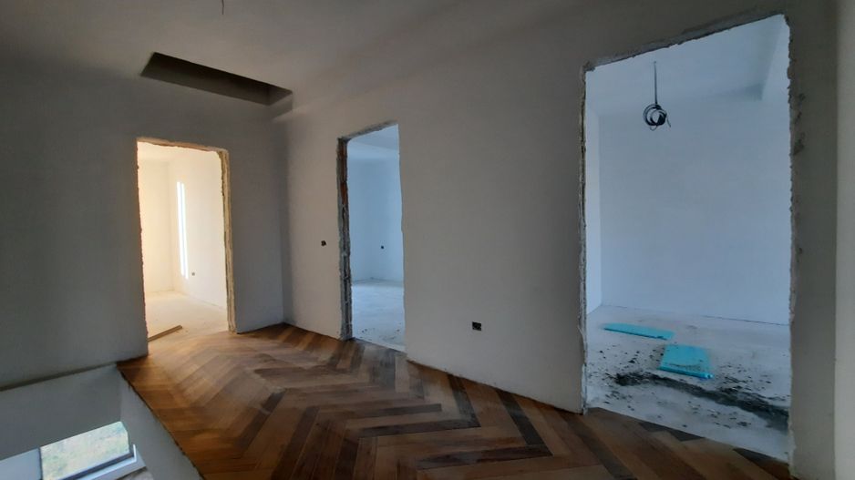 Duplex luminos si bine compartimentat - Poză 30