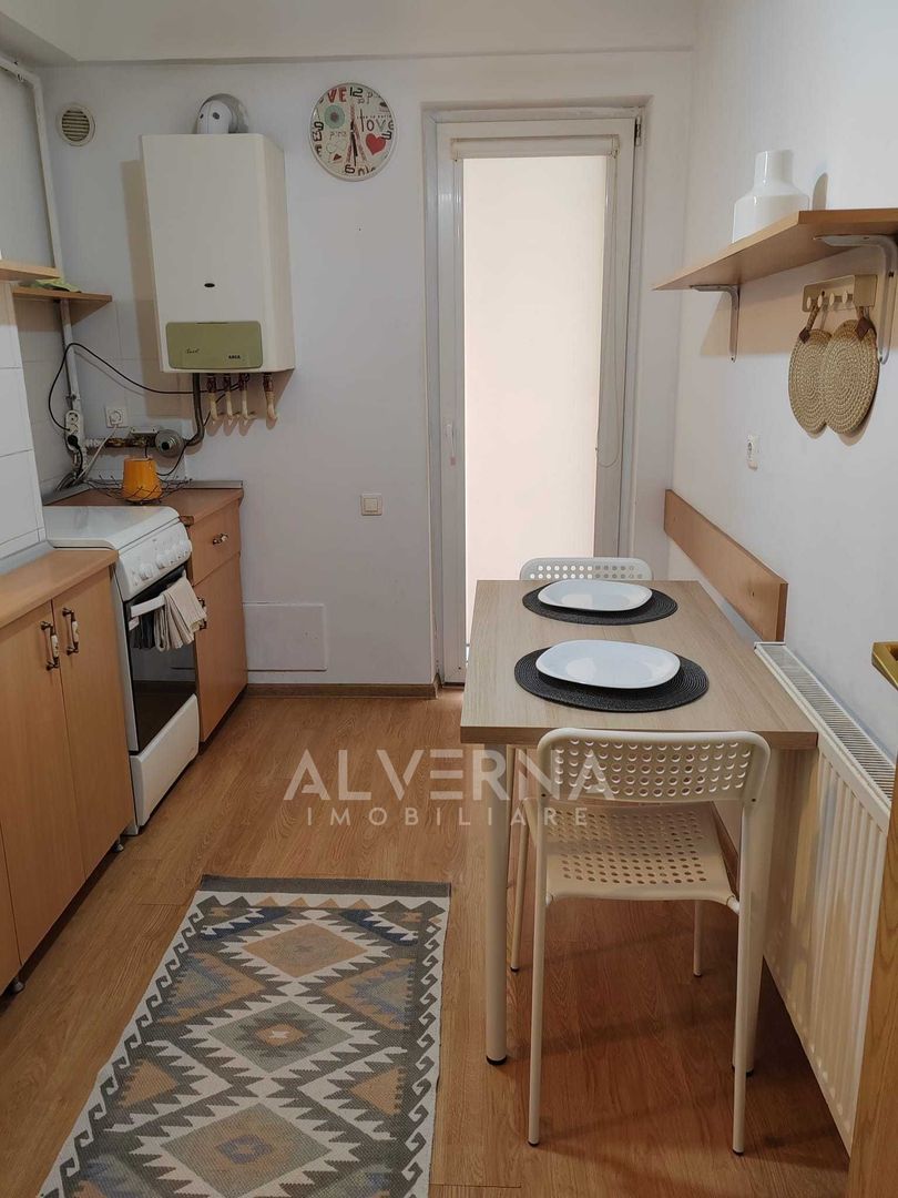 Apartament 2 camere decomandate | balcon | parcare | zona Semicentral - Poză 2