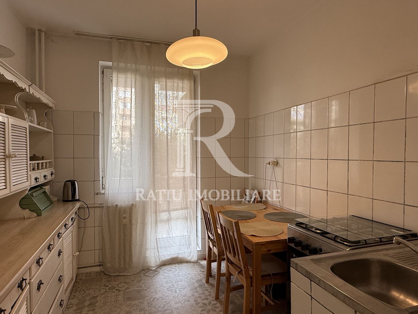 Apartament cu 3 camere | Decebal | Oradea - Poză 8