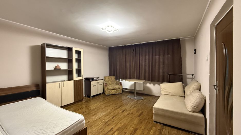 De vanzare Garsonieră decomandată - Piața Alba Iulia, Bucuresti - Poză 2