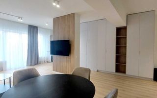 Apartament cu 2 camere de vanzare Plopilor - Poză 3