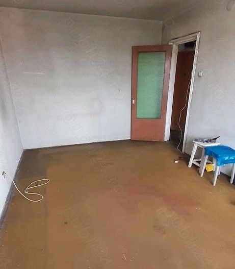 3 camere, etaj 5, reabilitat clasa A, Auchan Titan, metrou la 10 minute - Poză 1
