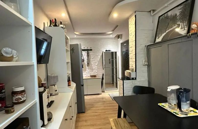 Aradului Vest | 3 camere | Decomandat | Centrală proprie | Mobilat-Utilat - Poză 3