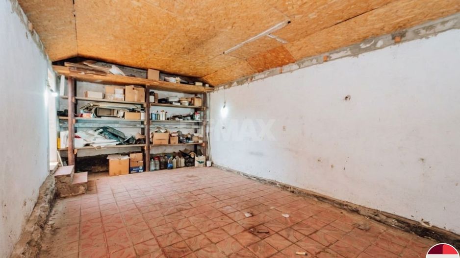 Casă de vânzare, Obileni, Hîncești ,185 m² ,16 ari, 2 garaje - Poză 27