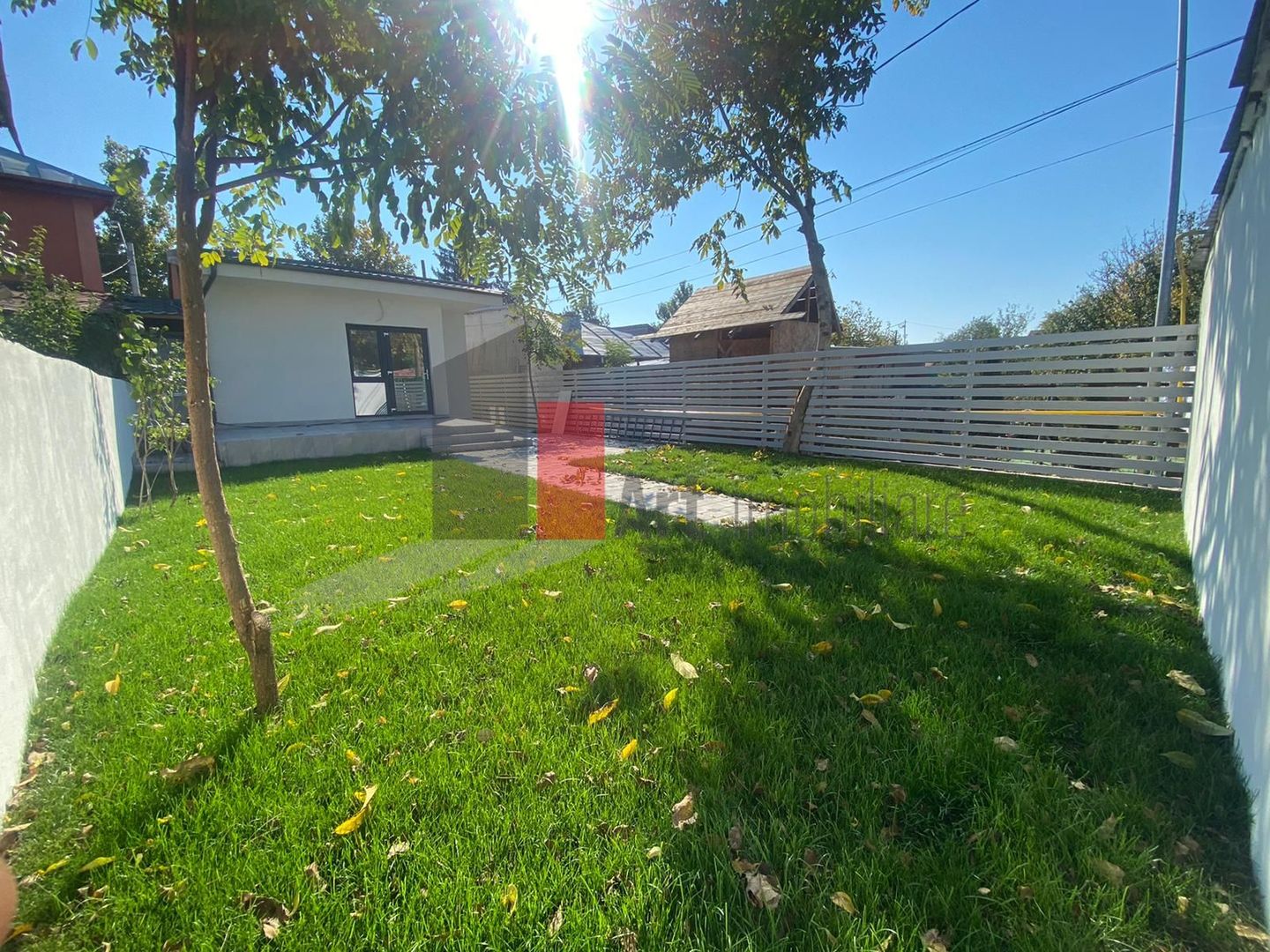 Casa noua în Giulesti de închiriat - curte 220mp - Poză 1