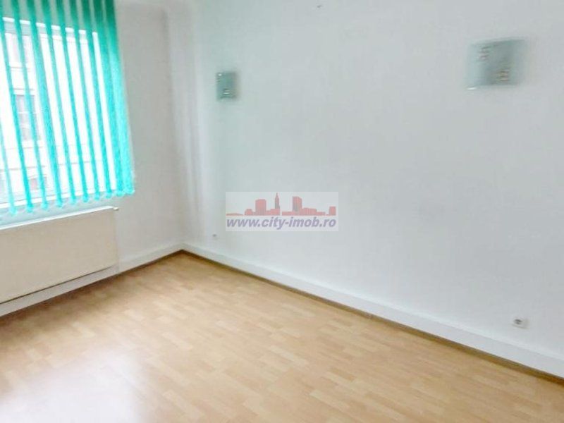 Inchiriere Apartment 3 Camere in VILA  Tineretului - Poză 11