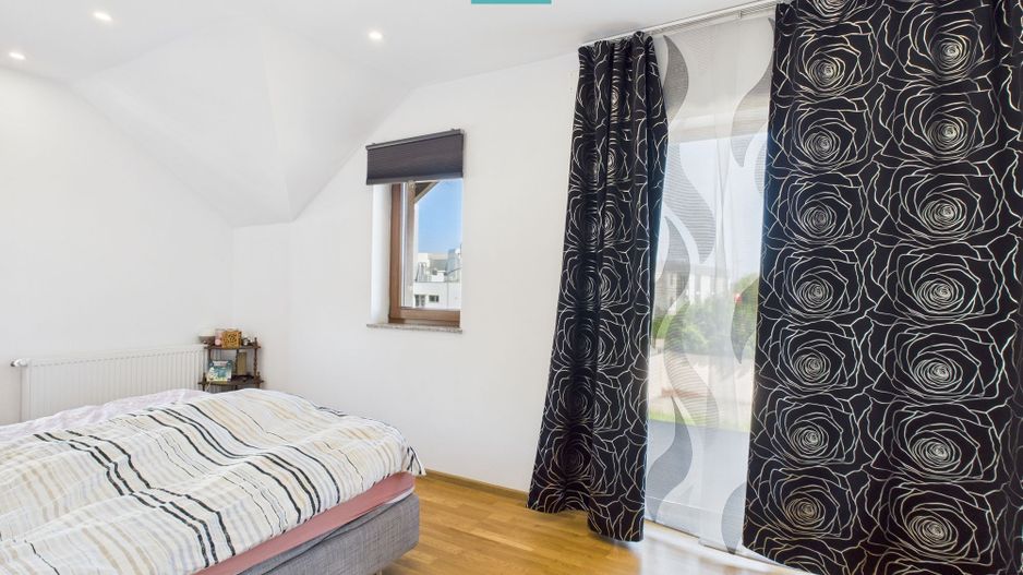 Casă modernă cu 6 camere în Vladimirescu - Poză 3