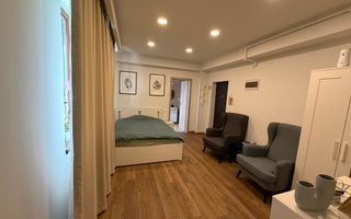 Garsoniera - zona Scolii - Parcare - Mutare rapida - Mobilata complet - Poză 3