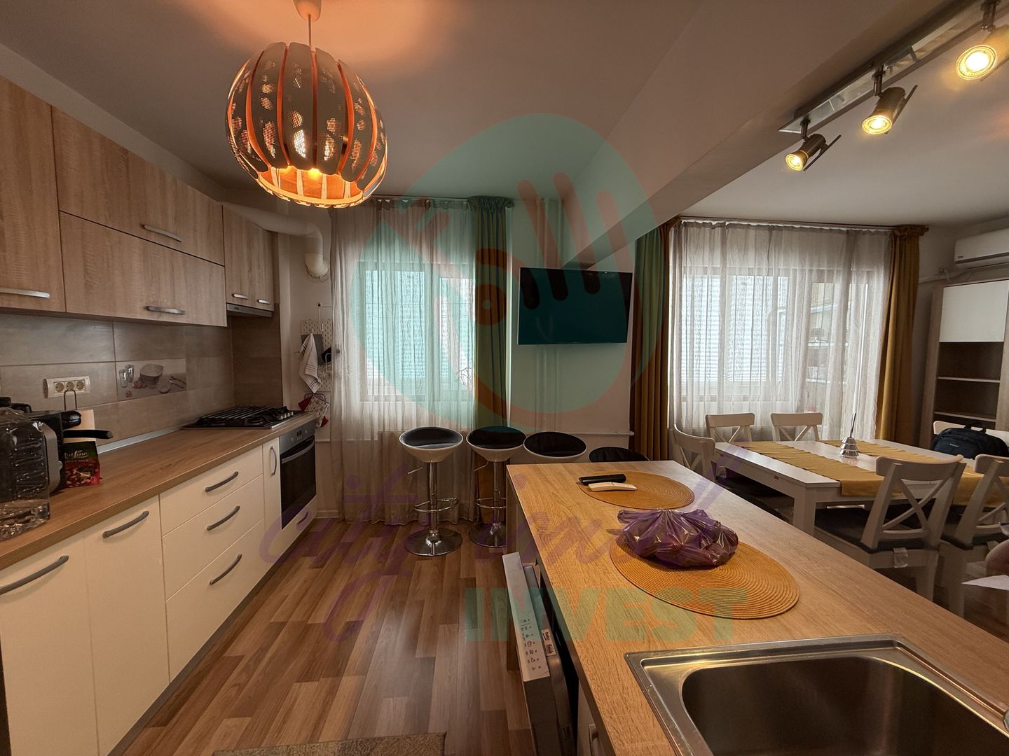 4 camere renovate, balcon generos, 4 min Metrou Obor - Poză 2