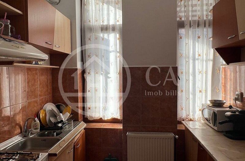 Apartament cu 3 camere de inchiriat, zona Centrala Oradea - Poză 2