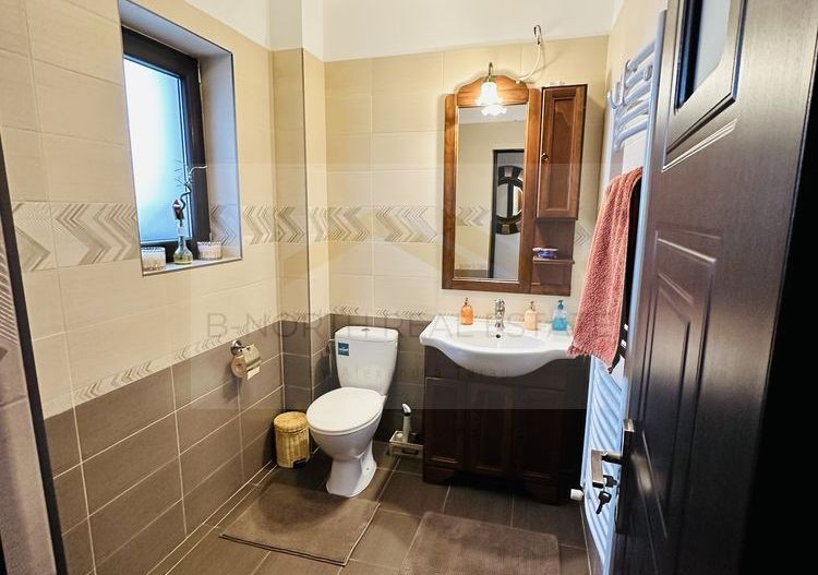 Vila mobilată complet de închiriat, aproape de pădure, 4 camere - Poză 5