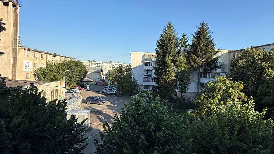 Ap 3 camere - decomandat - Campina - strada Milcovului - Poză 13