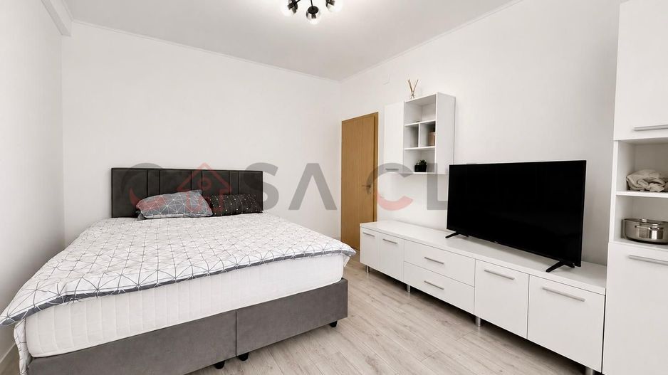 2 camere, la cheie, Iris - Poză 1