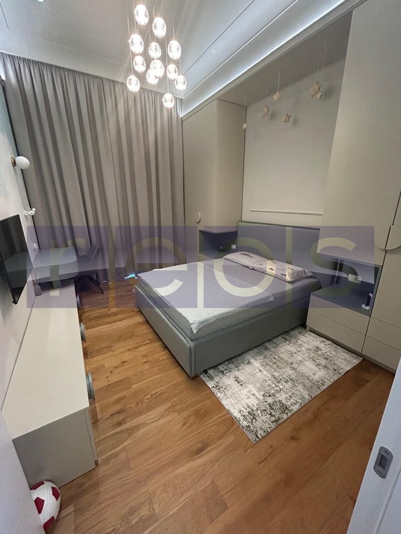 DE INCHIRIAT APARTAMENT 4 CAMERE ONE COTROCENI - PARCARE - METROU - Poză 3