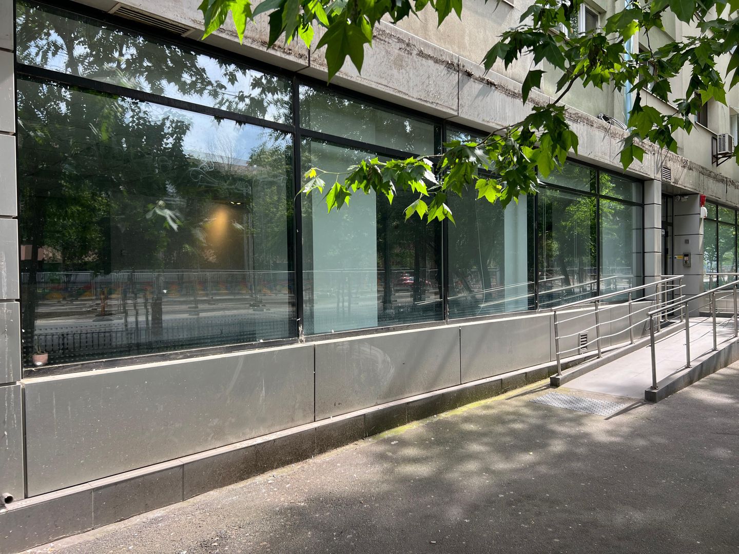 Spațiu comercial stradal | 253 mp utili | Vitrină | Bd. Basarabia - Poză 3