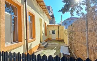 Dimitrie Cantemir, metrou Tineretului la 350 m, casa 2 camere + curte