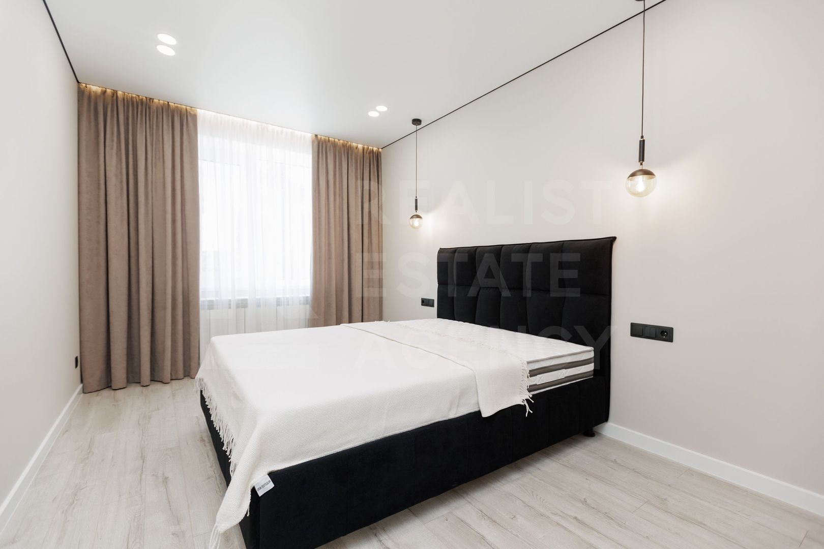 Vânzare, apartament, 1 cameră + living, str. Vasile Lupu, Buiucani - Poză 8