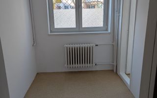 Apartamente 3 camere bloc reabilitat langa metrou Lujerului - Poză 5