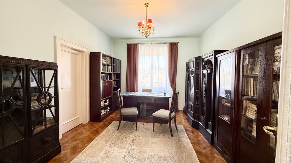 Apartament mobilat si utilat complet, zona centrala, 4 camere, 2 bai - Poză 8