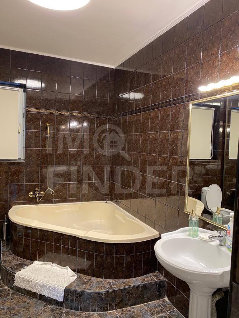 Inchiriere casa individuala, Hotel Belvedere - Poză 10