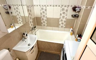 3 Camere Decomandat - Etaj 1 - Zona Podu Ros - Primaverii - Poză 8